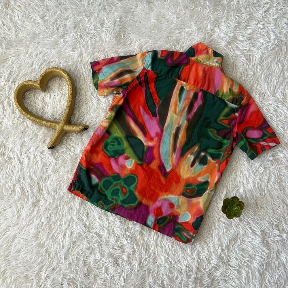 GAP Red and Green Button Down Shirt Vibrant Tropical Design - Picture 2 of 5